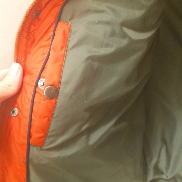 Vintage Tommy Hilfiger Down-filled Vest - Picture 7 of 8